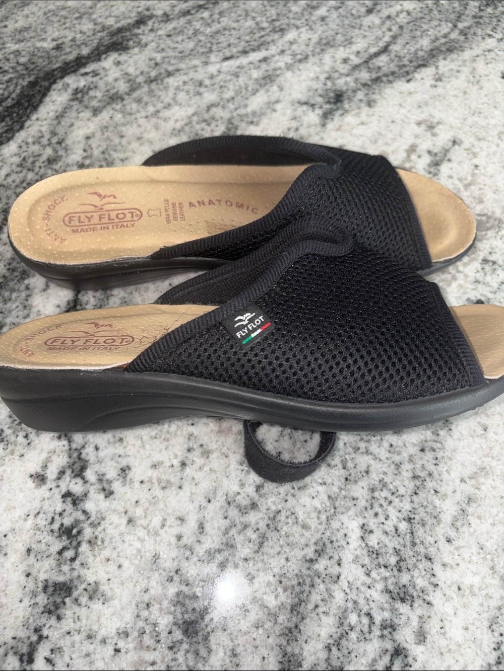 Fly Flot Women’s Black Open-Toe Slide Sandals